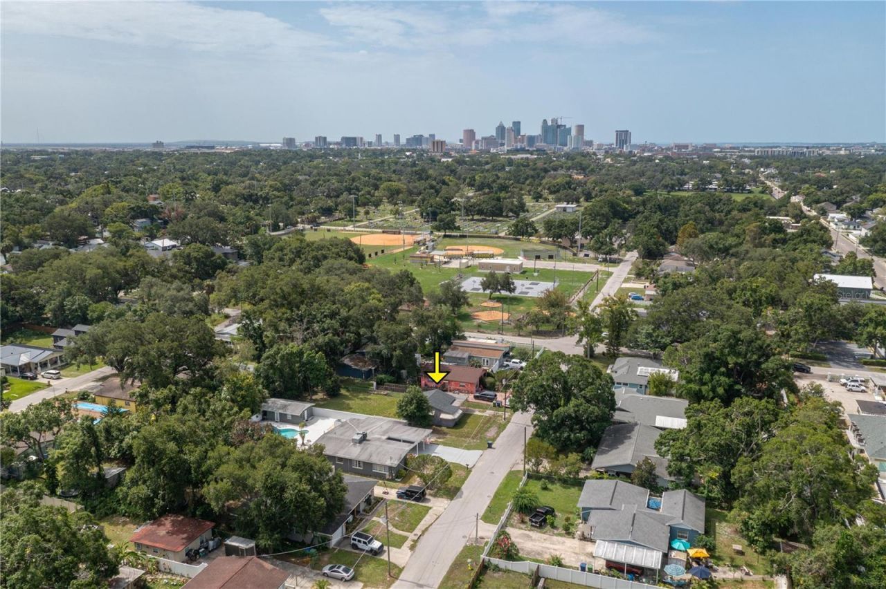 3905 N Clearfield Ave , Tampa, FL 33603 Photo