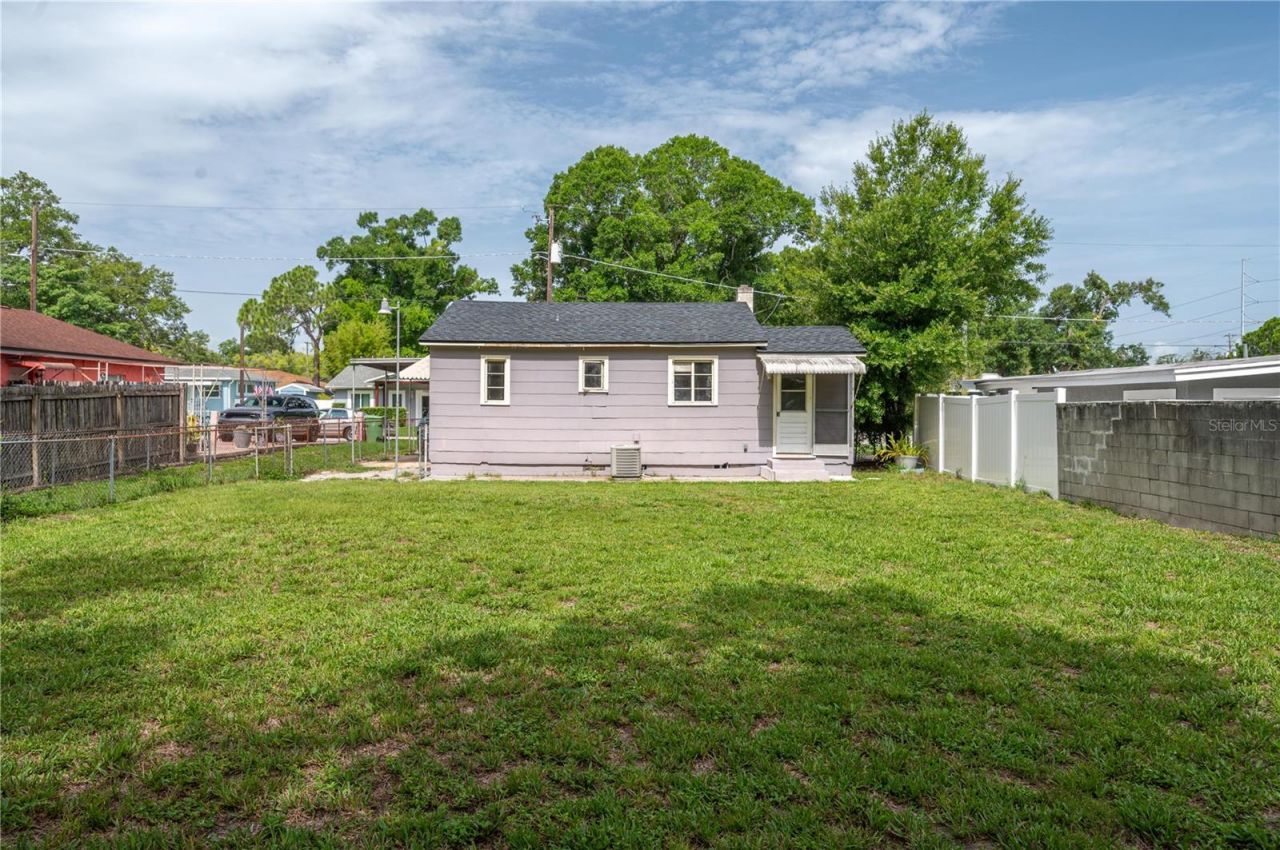 3905 N Clearfield Ave , Tampa, FL 33603 Photo
