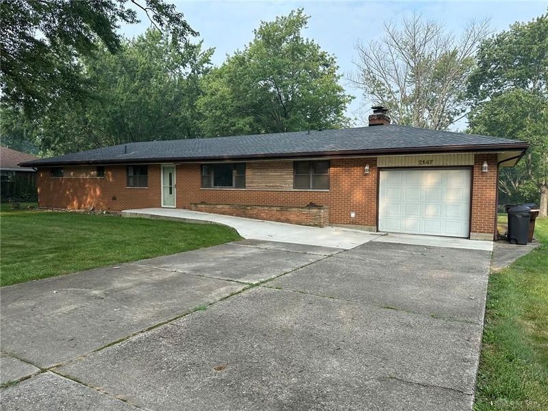2147 Oxmoor Drive, Beavercreek, OH 45431 Photo 1