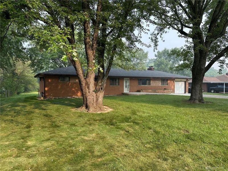 2147 Oxmoor Drive, Beavercreek, OH 45431 Photo 2