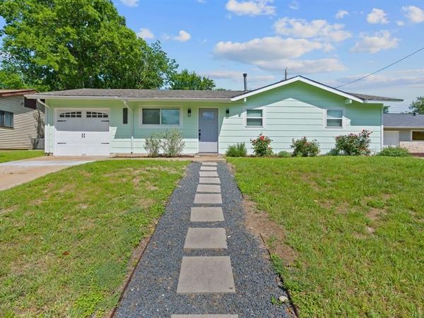 5211 Halmark DR , Austin, TX 78723