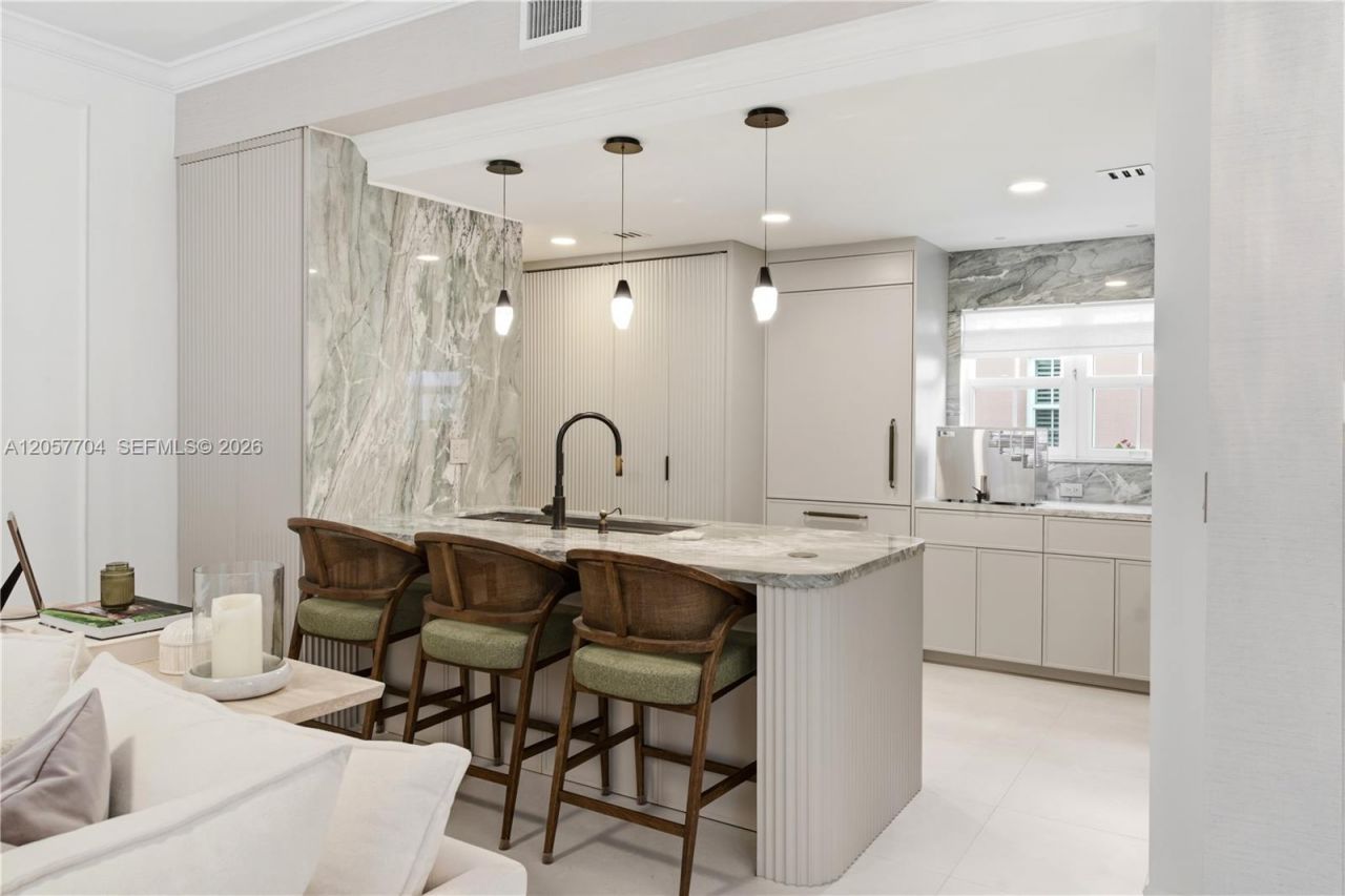 540 Loretto Ave , Unit 19, Coral Gables, FL 33146 Photo