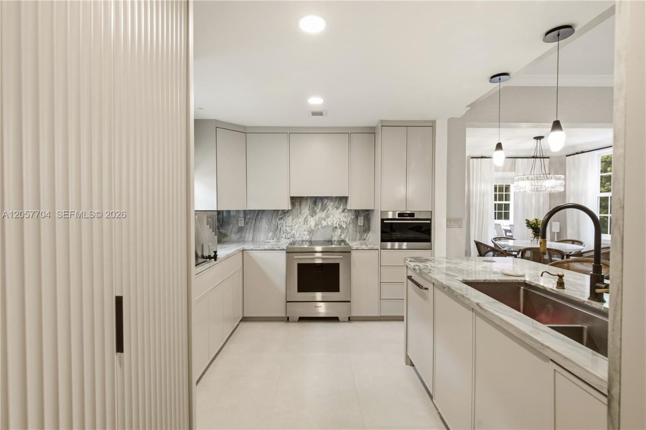 540 Loretto Ave , Unit 19, Coral Gables, FL 33146 Photo