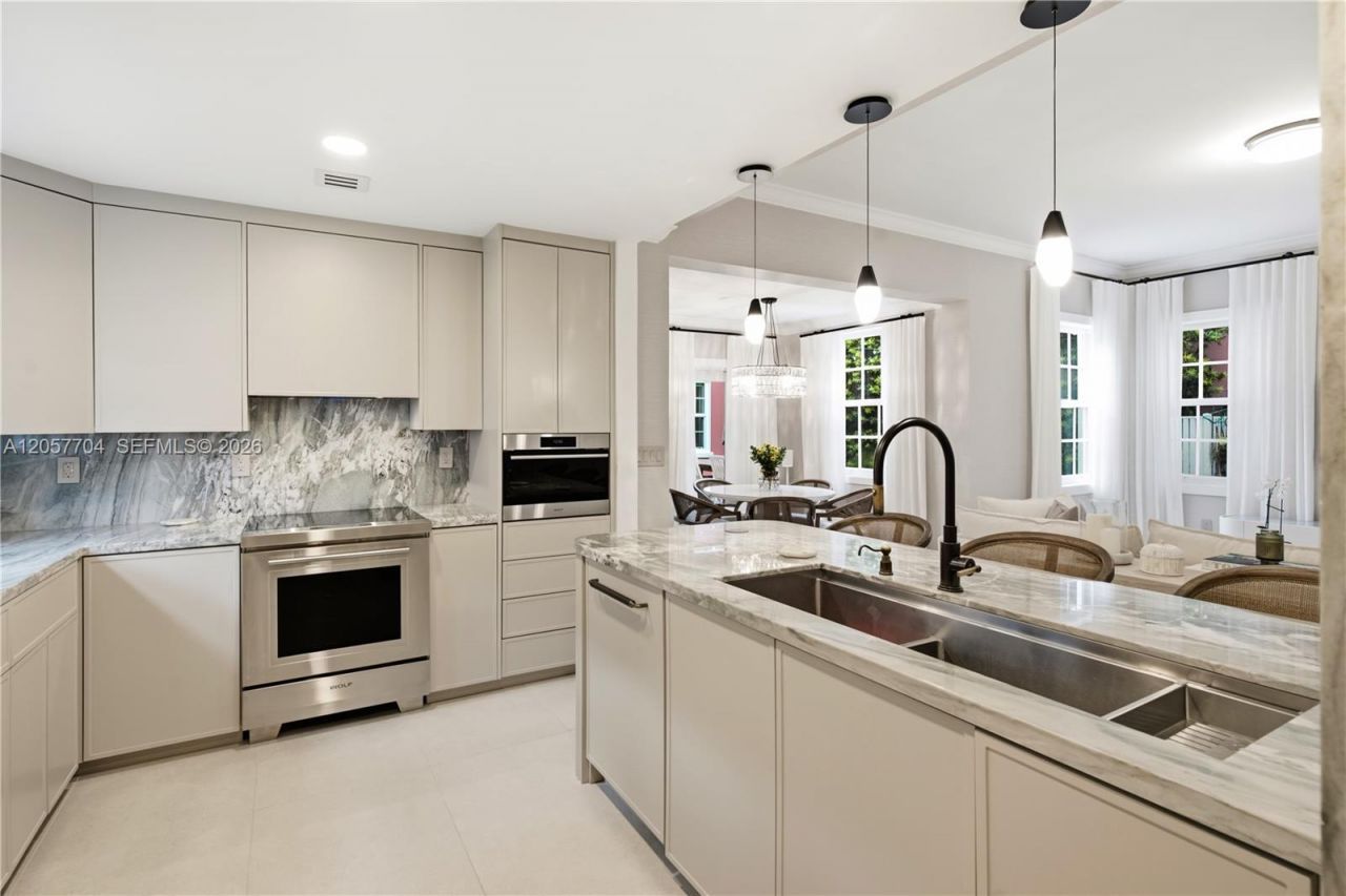 540 Loretto Ave , Unit 19, Coral Gables, FL 33146 Photo