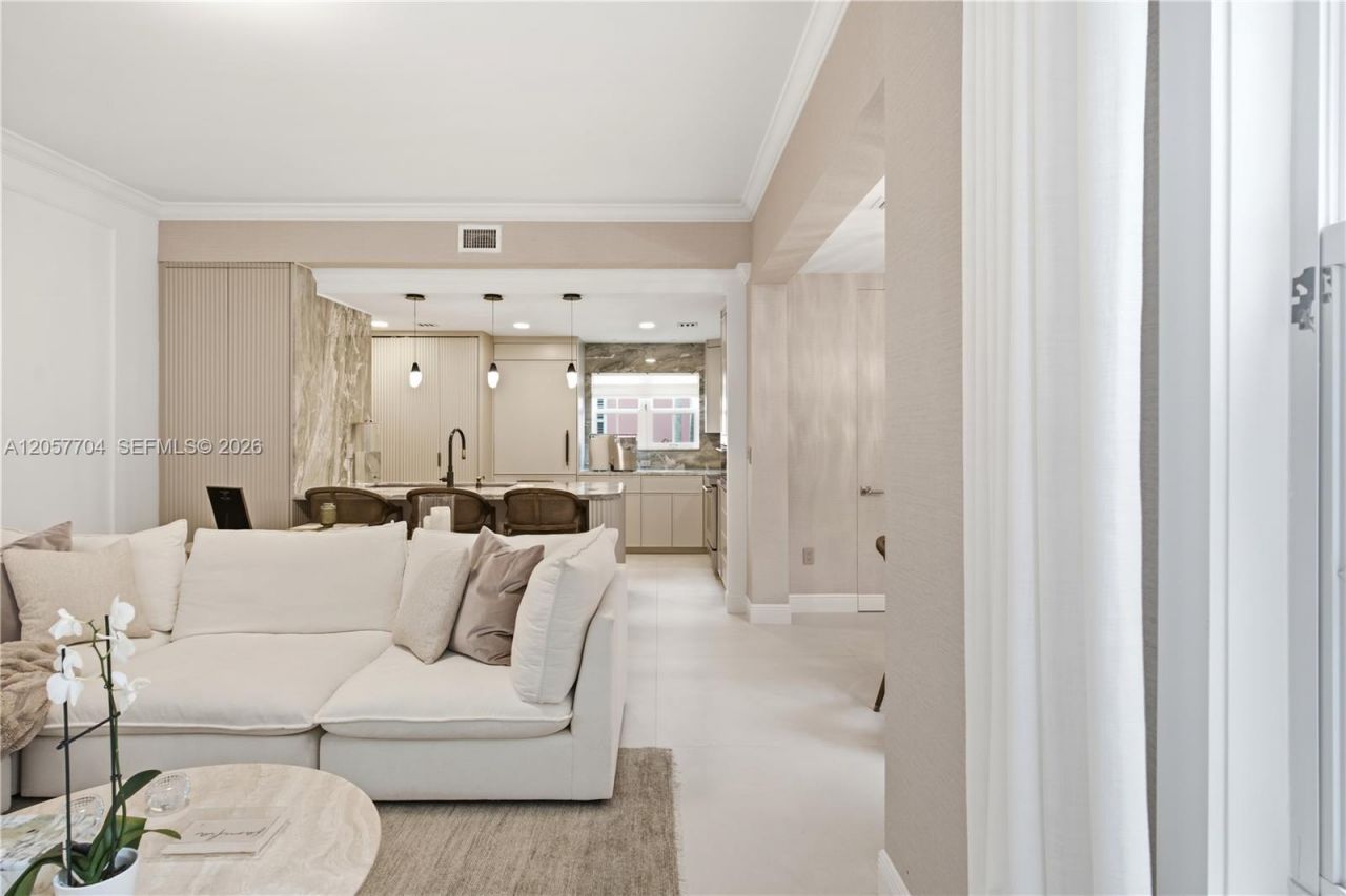 540 Loretto Ave , Unit 19, Coral Gables, FL 33146 Photo