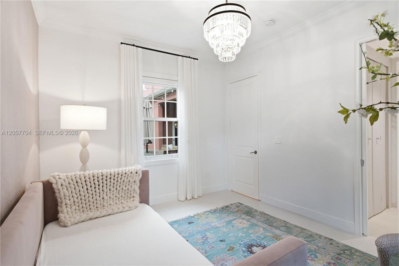 540 Loretto Ave , Unit 19, Coral Gables, FL 33146 Photo