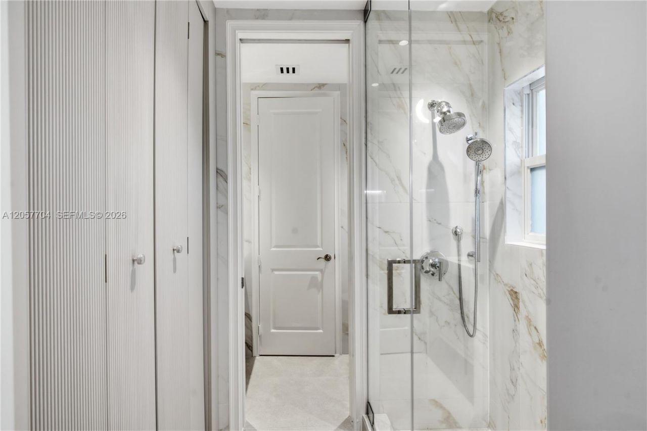 540 Loretto Ave , Unit 19, Coral Gables, FL 33146 Photo