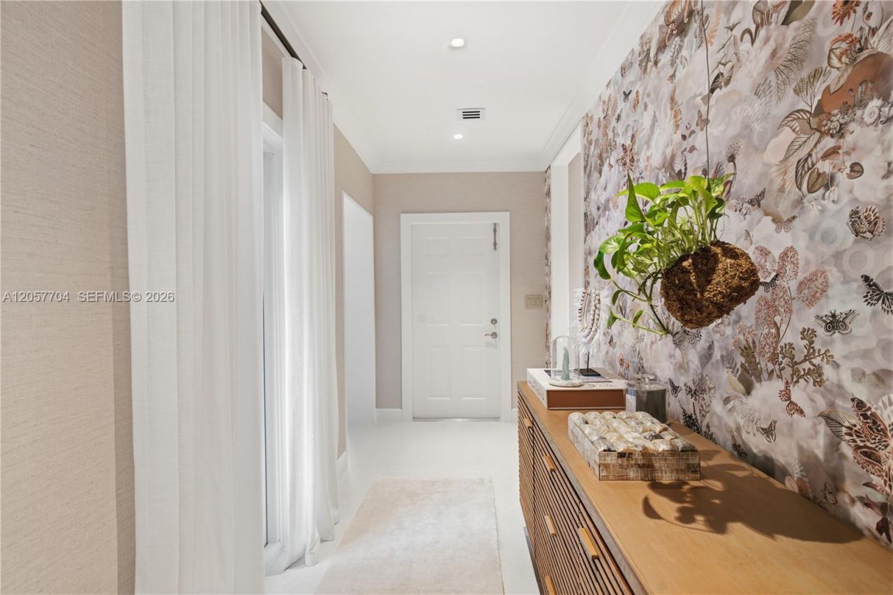 540 Loretto Ave , Unit 19, Coral Gables, FL 33146 Photo
