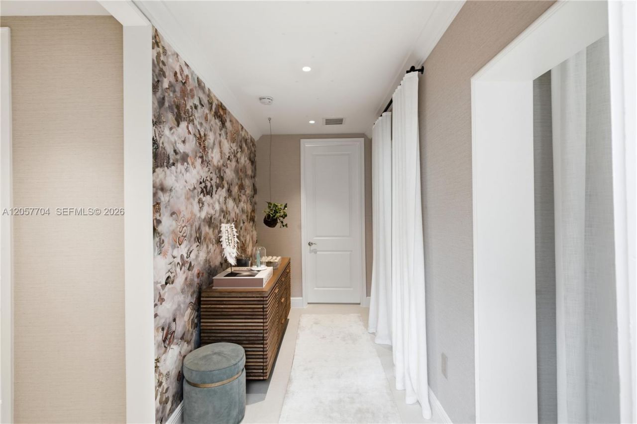 540 Loretto Ave , Unit 19, Coral Gables, FL 33146 Photo
