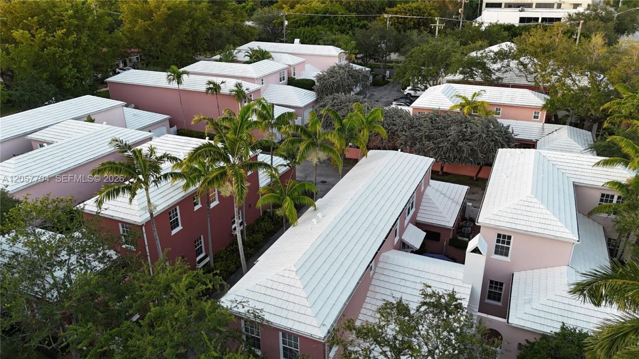 540 Loretto Ave , Unit 19, Coral Gables, FL 33146 Photo