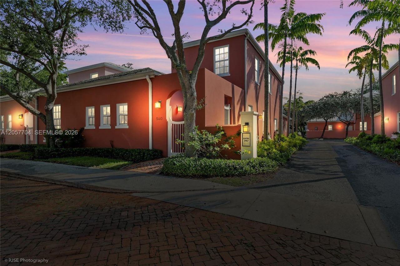 540 Loretto Ave , Unit 19, Coral Gables, FL 33146 Photo