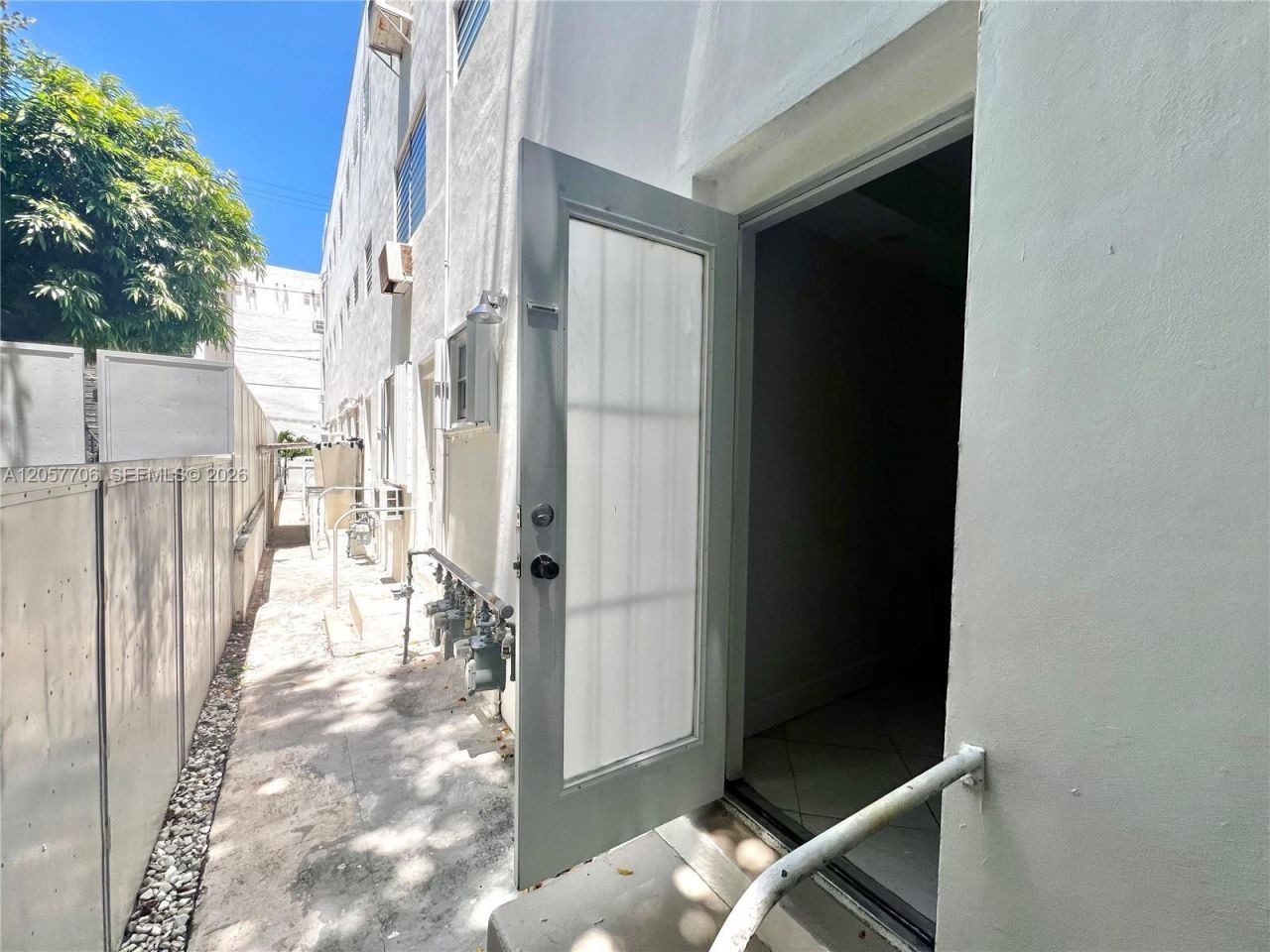 640 Pennsylvania Ave, Unit 10, Miami Beach, FL 33139 Photo