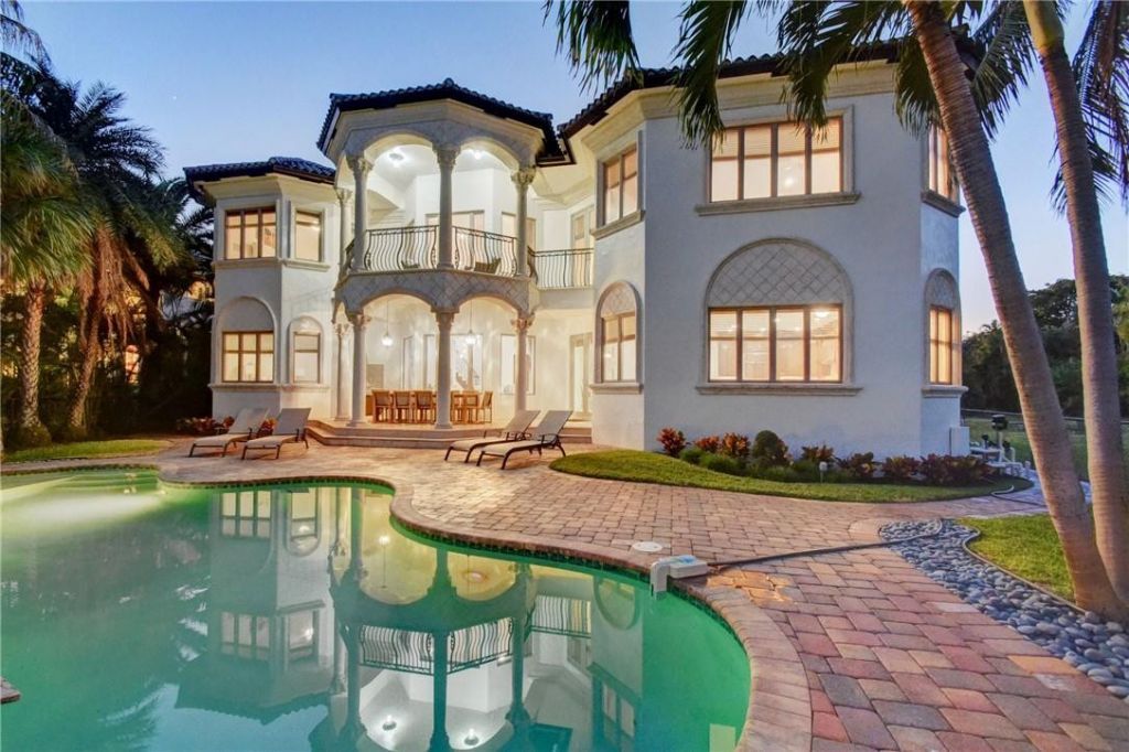 1320 S Lakeside Drive, Lake Worth Beach, FL 33460 Photo