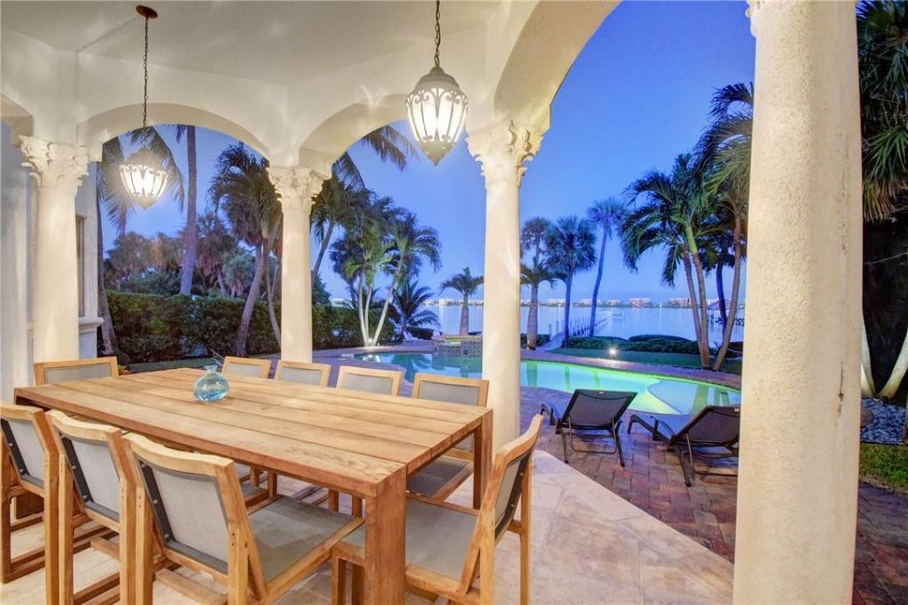 1320 S Lakeside Drive, Lake Worth Beach, FL 33460 Photo