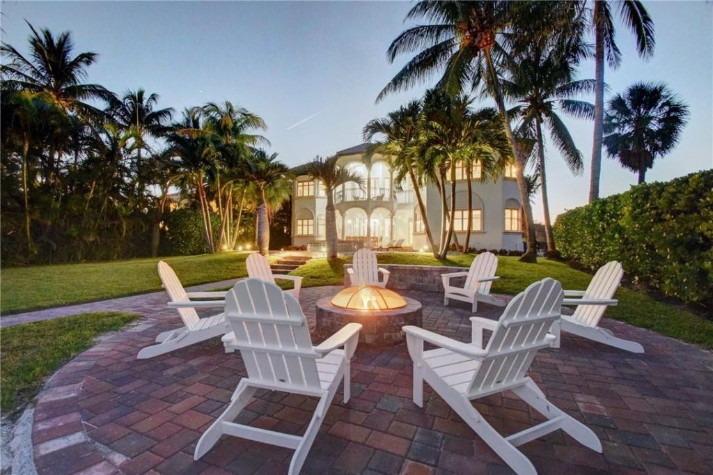 1320 S Lakeside Drive, Lake Worth Beach, FL 33460 Photo