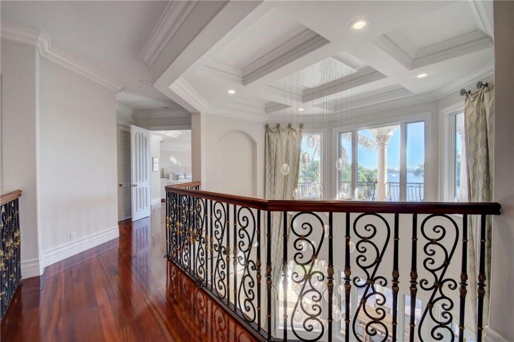 1320 S Lakeside Drive, Lake Worth Beach, FL 33460 Photo