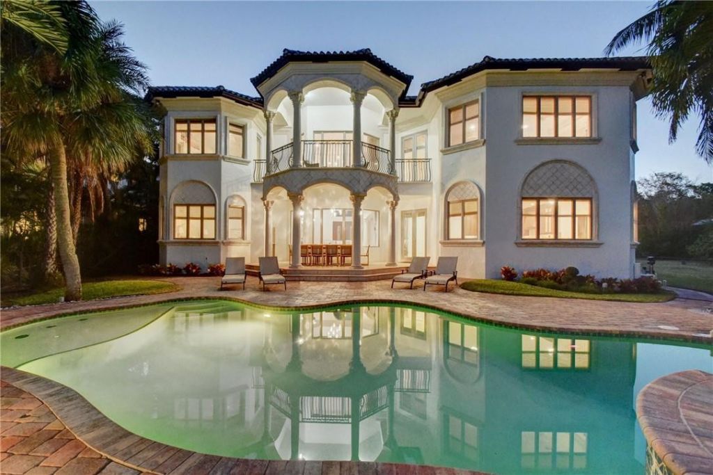 1320 S Lakeside Drive, Lake Worth Beach, FL 33460 Photo
