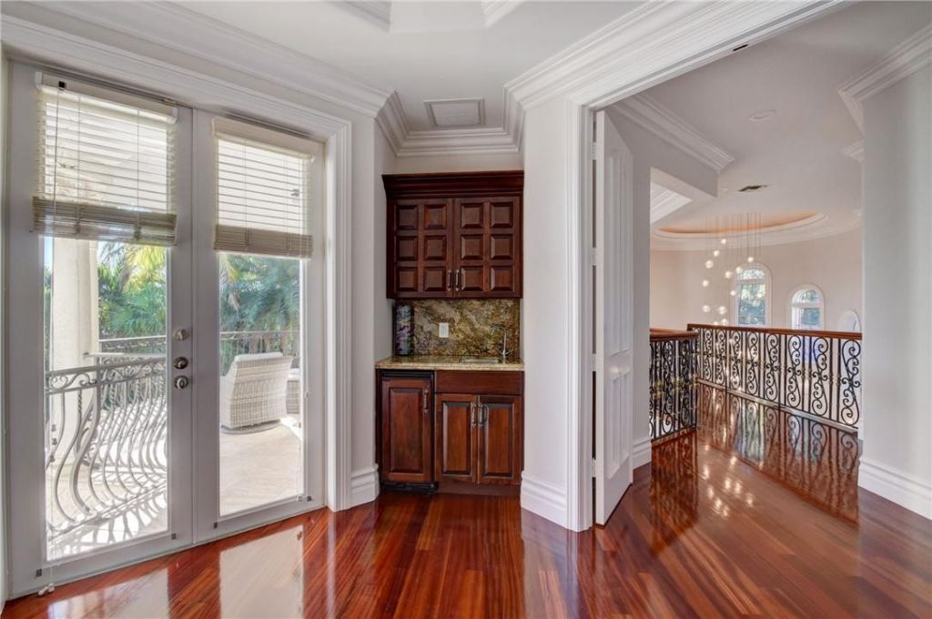 1320 S Lakeside Drive, Lake Worth Beach, FL 33460 Photo