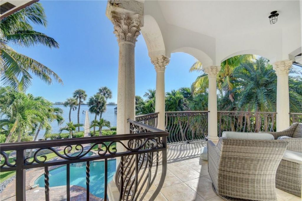1320 S Lakeside Drive, Lake Worth Beach, FL 33460 Photo