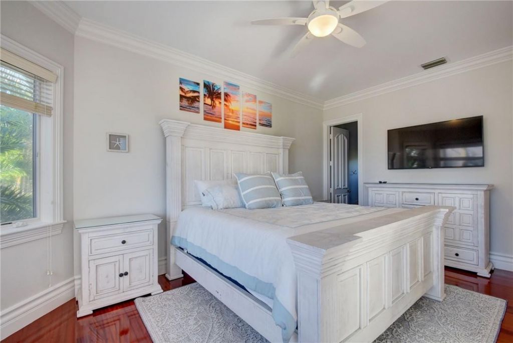 1320 S Lakeside Drive, Lake Worth Beach, FL 33460 Photo