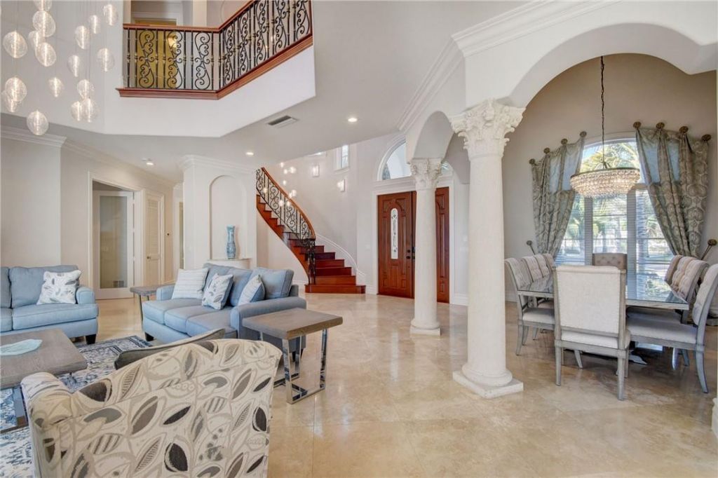 1320 S Lakeside Drive, Lake Worth Beach, FL 33460 Photo