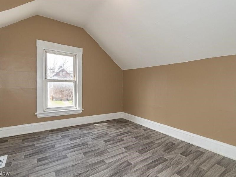 3439 W 65th Street, Cleveland, OH 44102 Photo 8