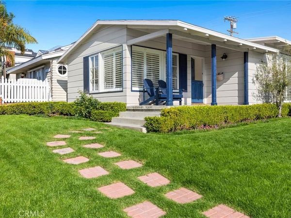 600 Poinsettia Avenue , Corona Del Mar, CA 92625