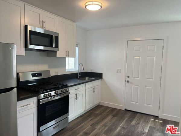 228 1/2 E Avenue 42 , Los Angeles, CA 90031