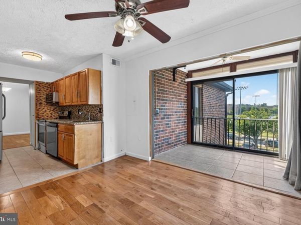 7716 HANOVER PARKWAY, Unit 304, GREENBELT, MD 20770