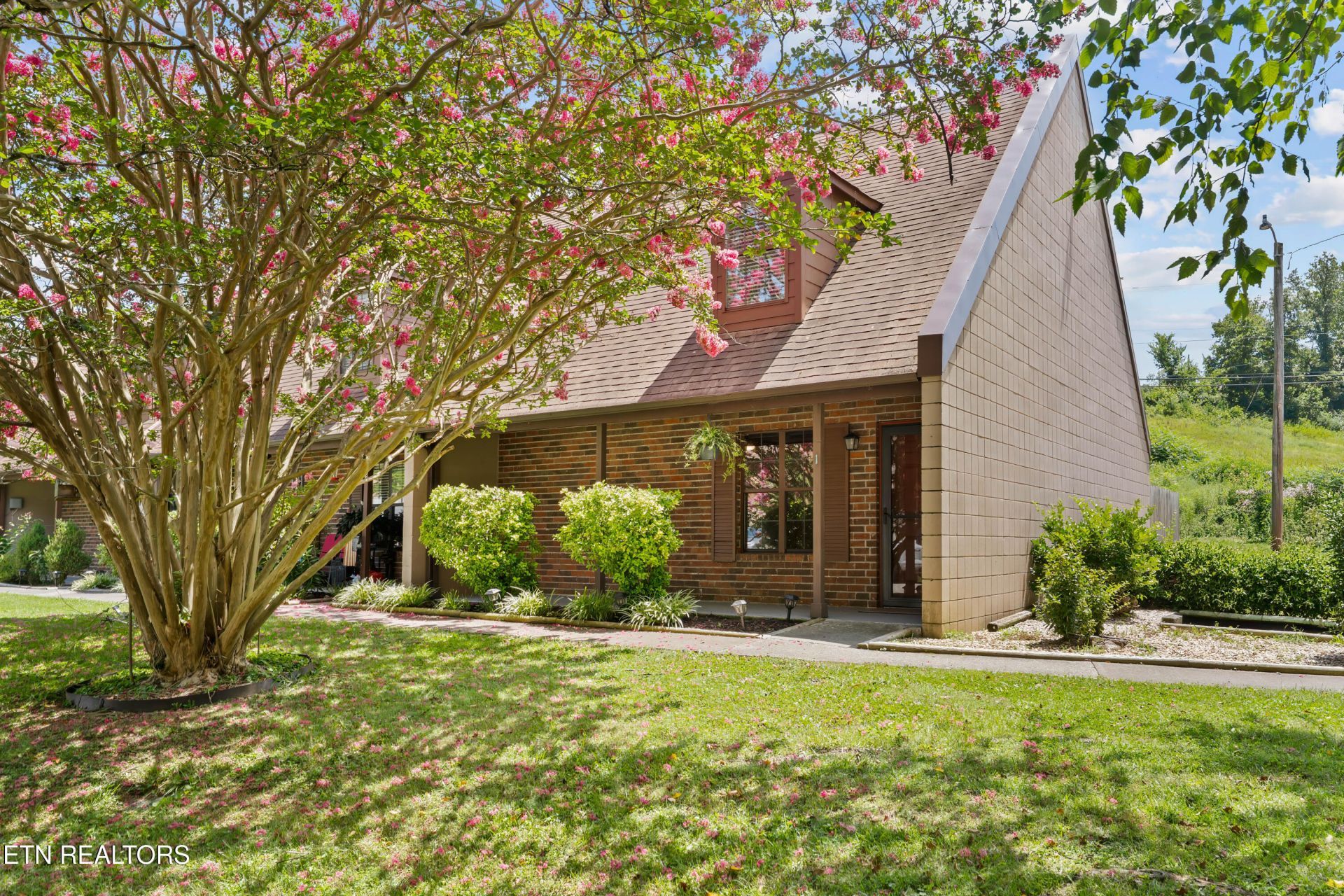 2702 Sood Rd, Knoxville, TN 37921 Main Photo
