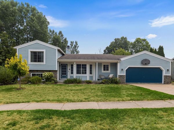 5410 Riverlook Drive NE, Comstock Park, MI 49321
