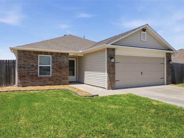 23314 Bessie Boulevard , Claremore, OK 74019