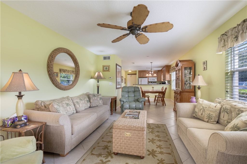 95 Spring Lake Drive, Unit 107, Vero Beach, FL 32962 Photo