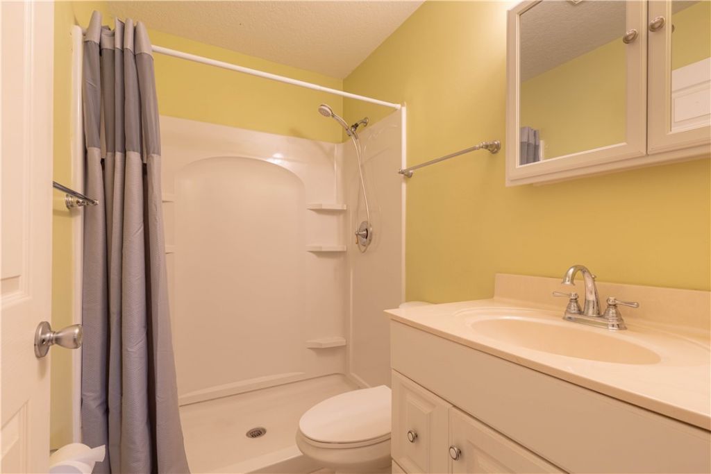 95 Spring Lake Drive, Unit 107, Vero Beach, FL 32962 Photo