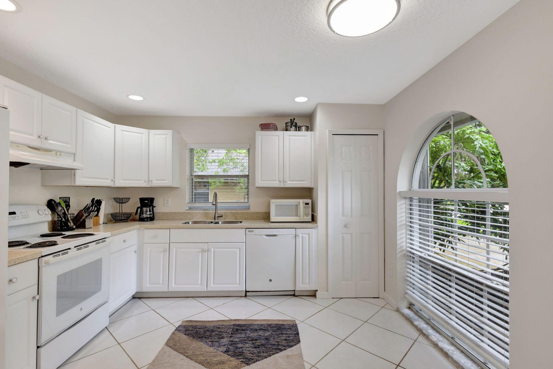 13810 Yarmouth Drive, Wellington, FL 33414 Photo