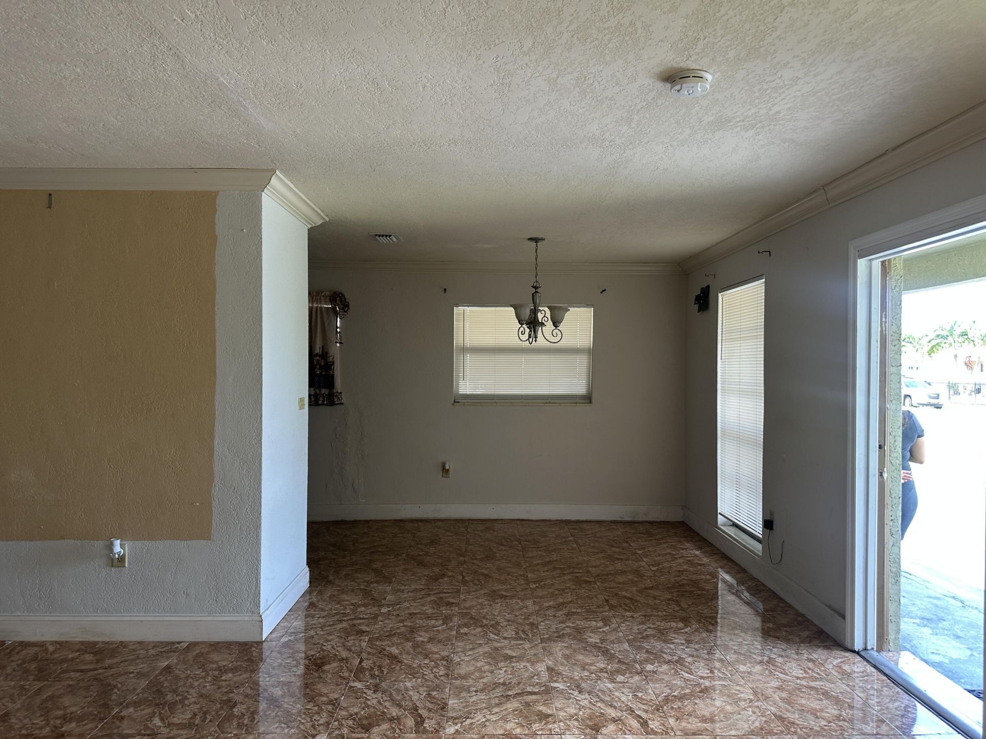 400 NW 184th Terrace, Unit 400, Miami, FL 33169 Photo