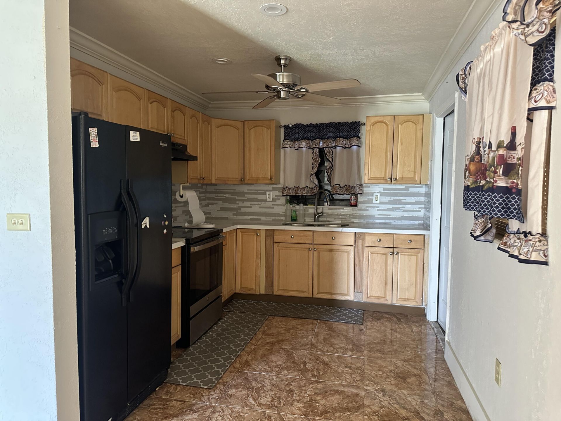 400 NW 184th Terrace, Unit 400, Miami, FL 33169 Photo