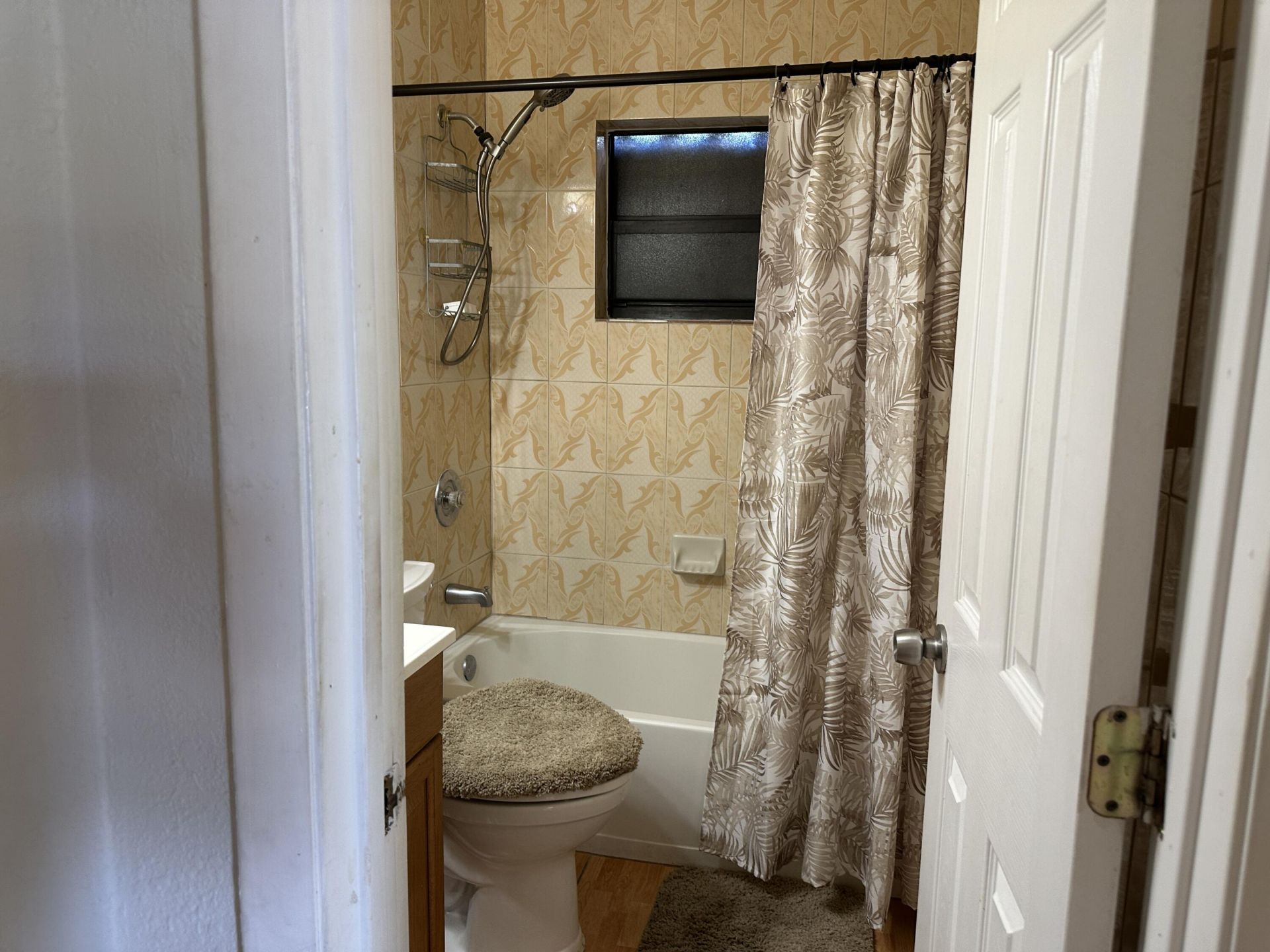 400 NW 184th Terrace, Unit 400, Miami, FL 33169 Photo