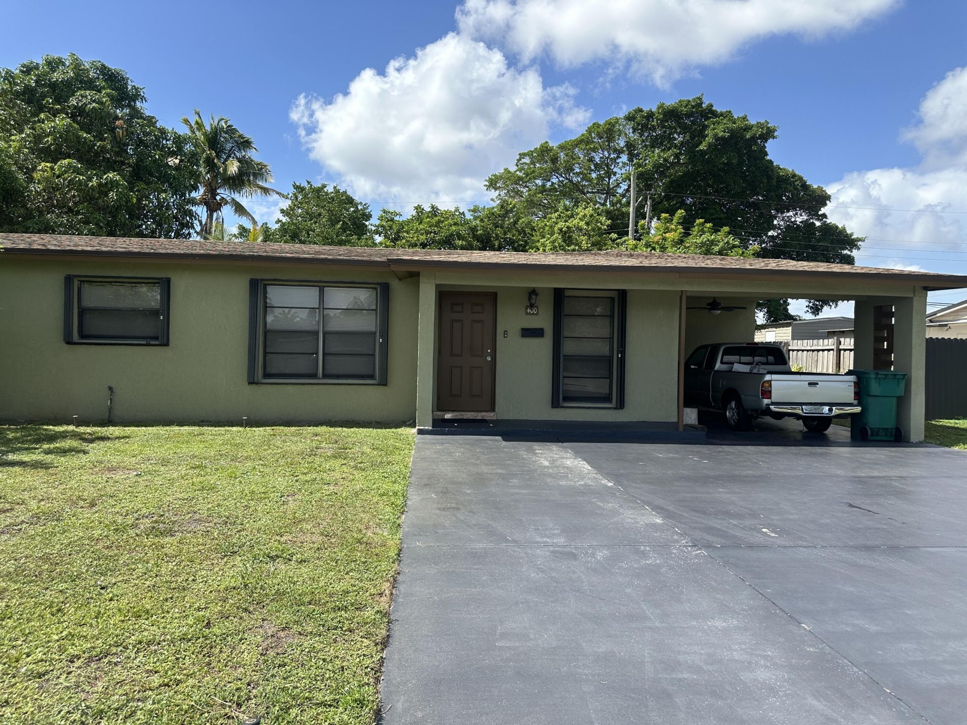 400 NW 184th Terrace, Unit 400, Miami, FL 33169 Photo