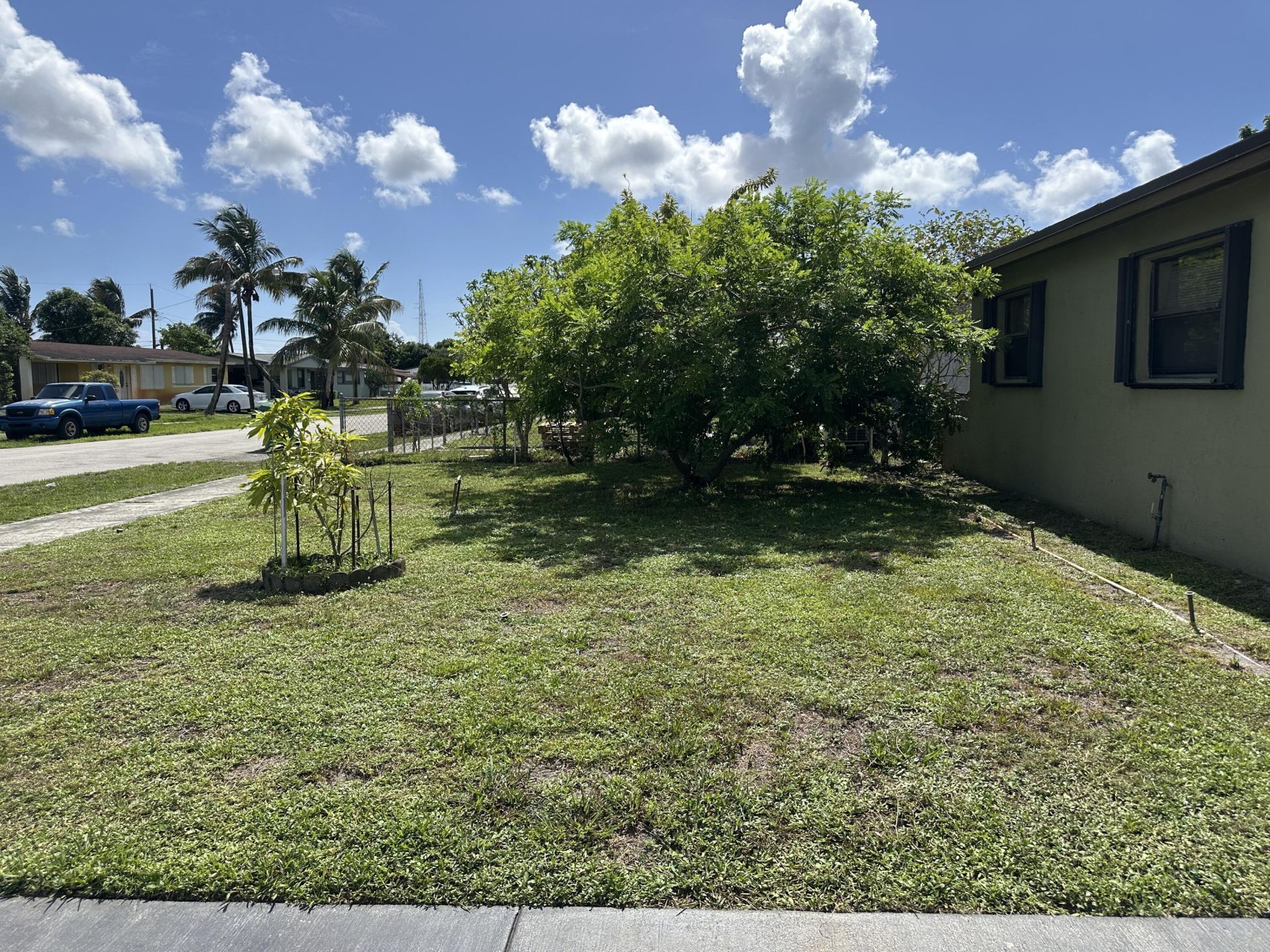 400 NW 184th Terrace, Unit 400, Miami, FL 33169 Photo