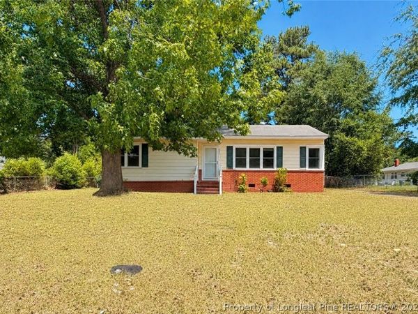 1006 Sandalwood Drive , Fayetteville, NC 28304