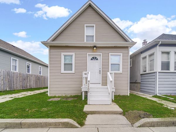 1109 Truman Street , Hammond, IN 46320