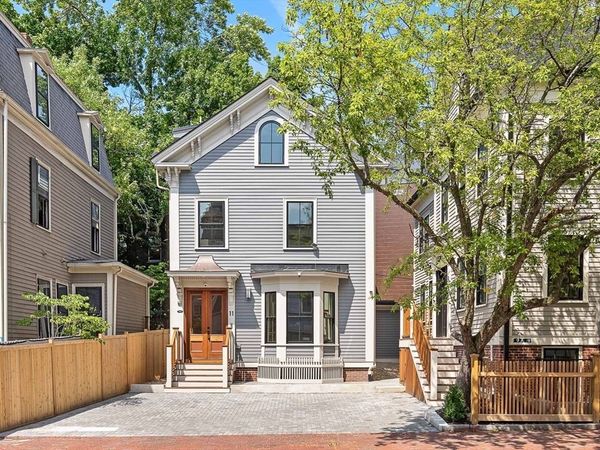 11 Mt. Auburn Street, Unit 11, Cambridge, MA 02138