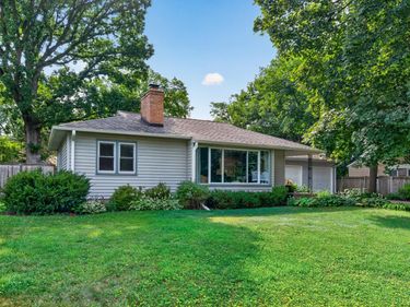 3340 Noble Avenue N, Golden Valley, MN 55422