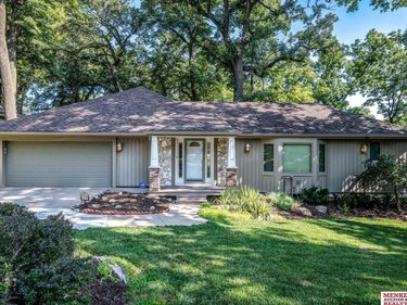 314 Forest Drive, Bellevue, NE 68005