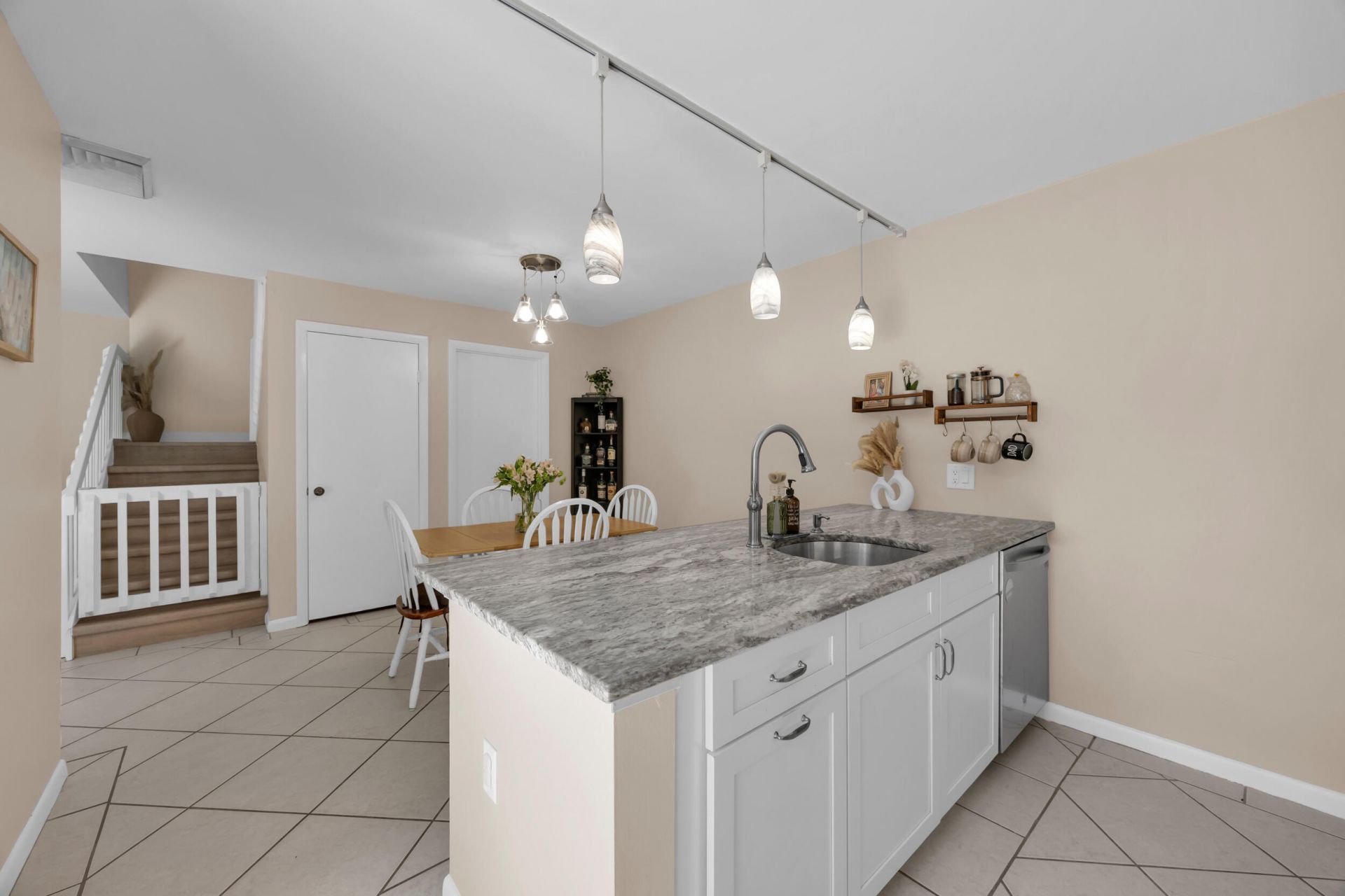 5130 51st Way, Unit 5130, West Palm Beach, FL 33409 Photo