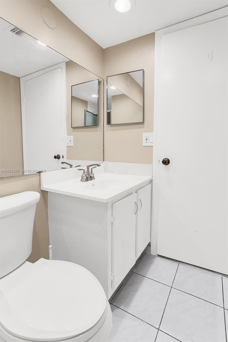 9370 SW 8th St , Unit 222, Boca Raton, FL 33428 Photo