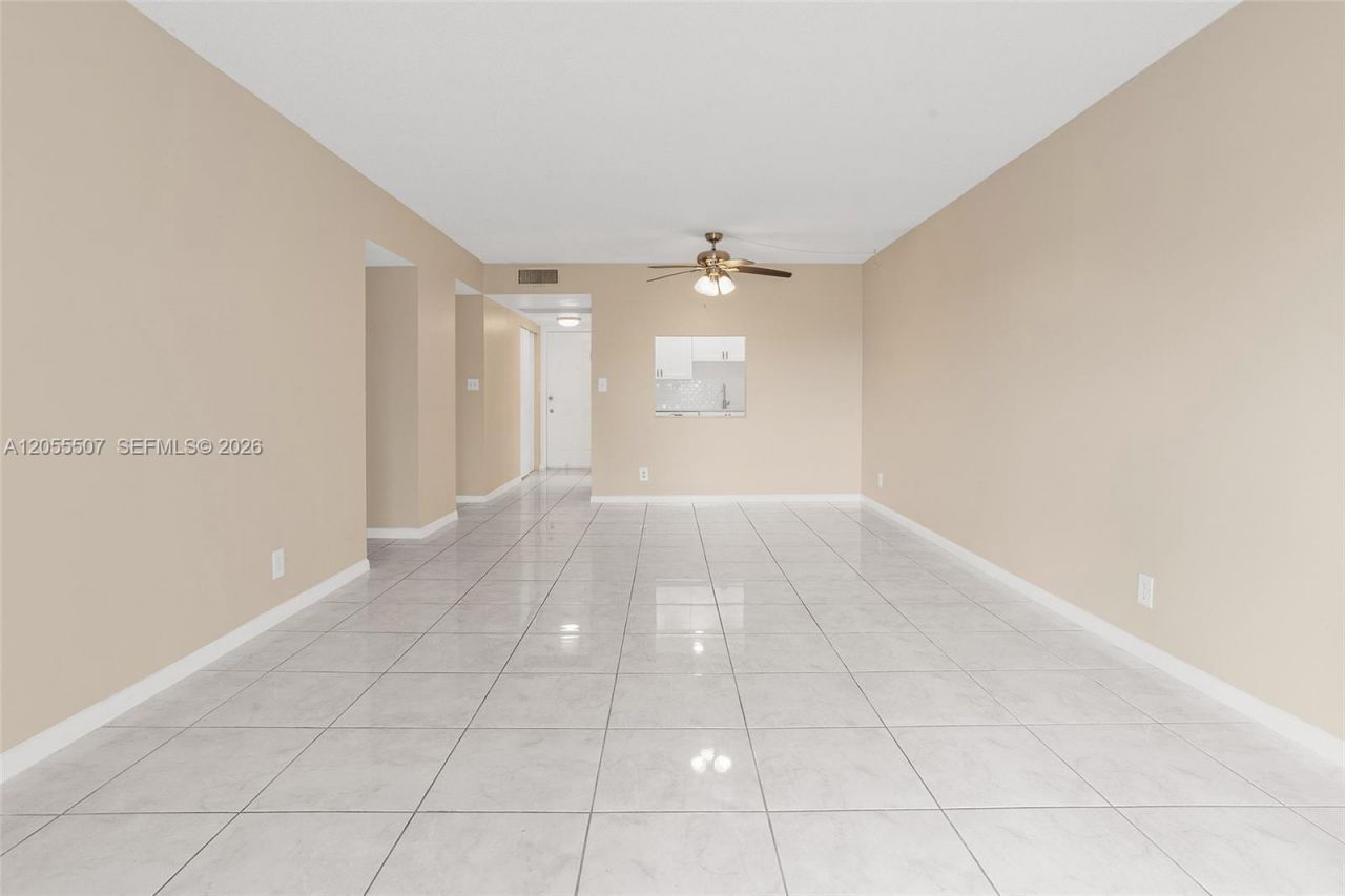 9370 SW 8th St , Unit 222, Boca Raton, FL 33428 Photo