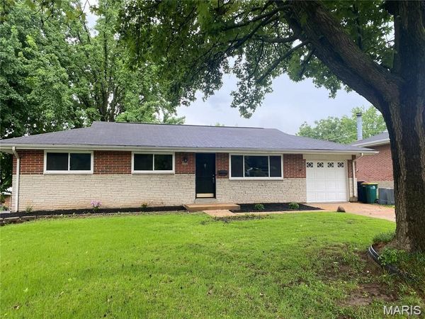 922 Everglade Court , St Louis, MO 63137