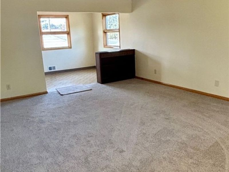 536 WESTVIEW Road, Bedford, OH 44146 Photo 10